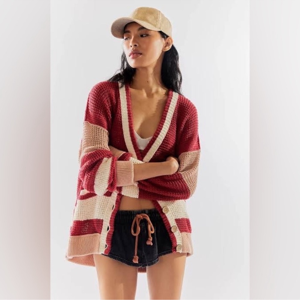 Free People We The Free Chelsea Cardigan Oversized Red Cream Combo Size Small